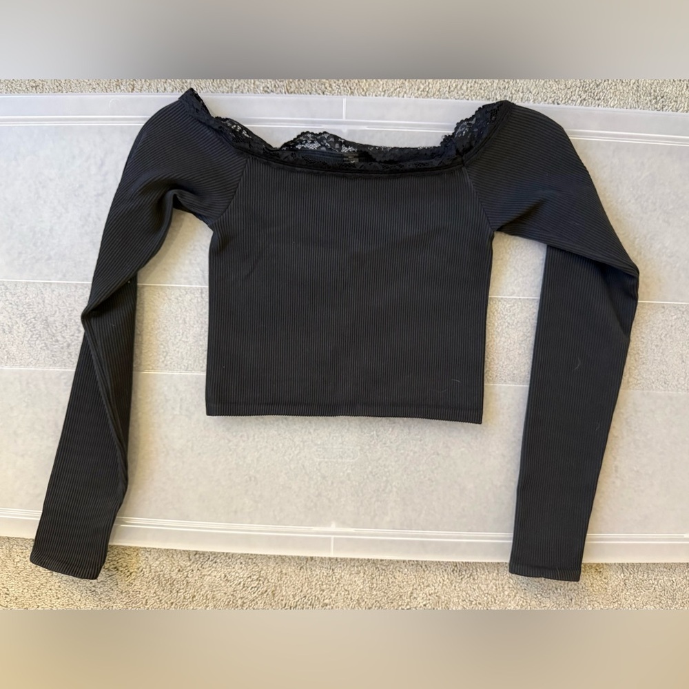 Urban Outfitters Black Lace Off-Shoulder Crop Top